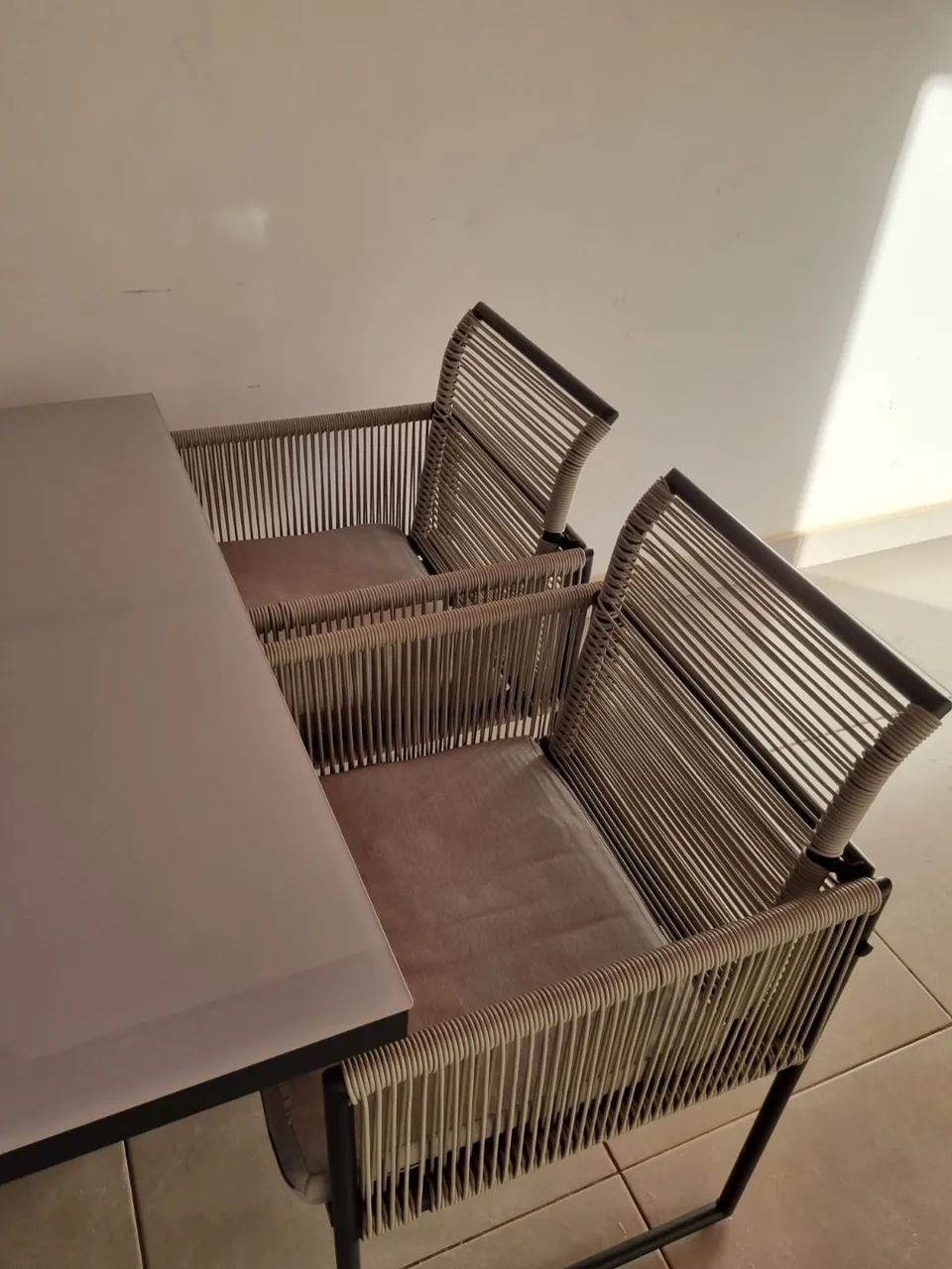 Conjunto de cadeiras e mesa  - Foto 5