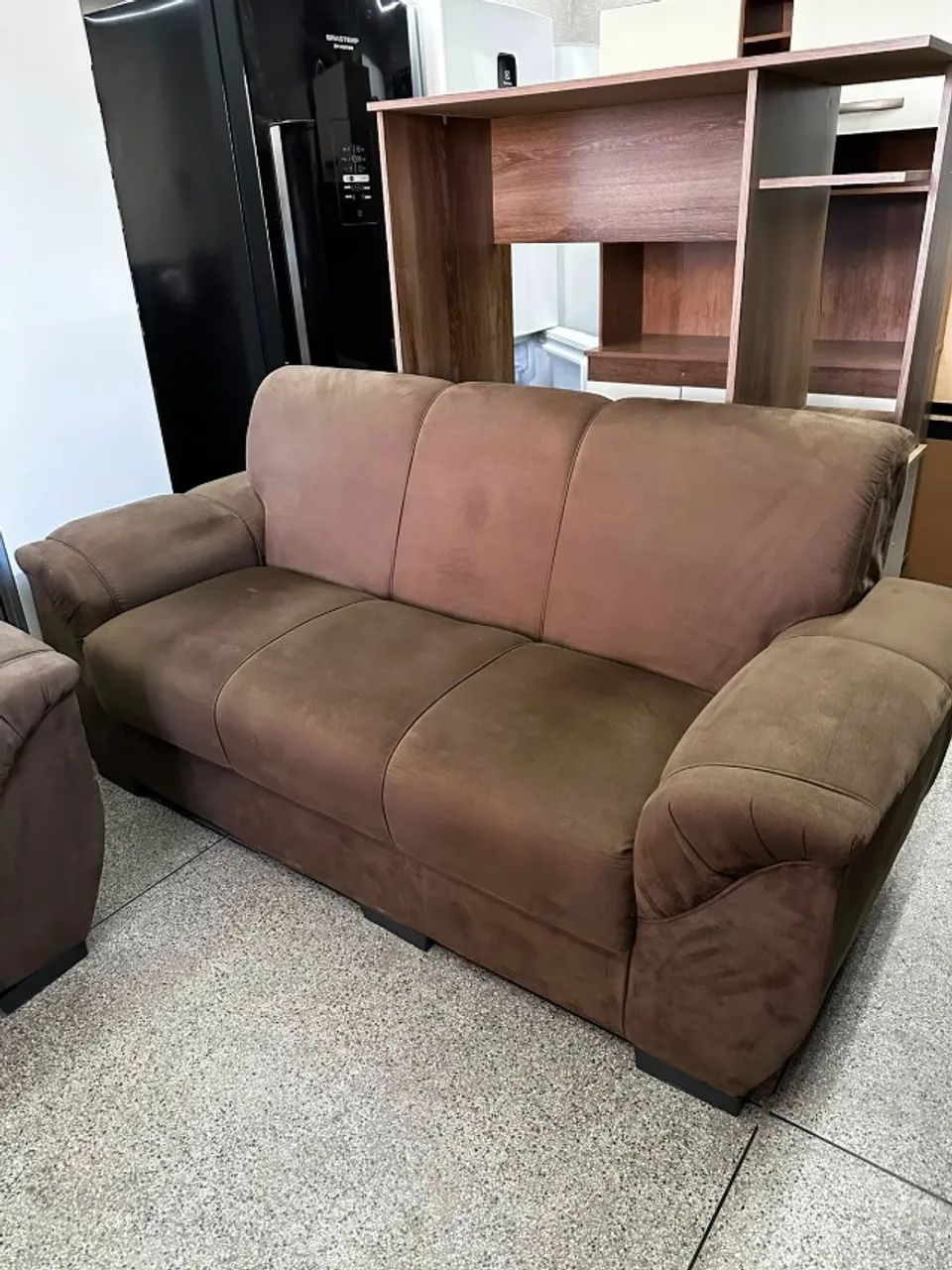 CONJUNTO DE SOFÁ 3X2 SEMINOVO - Foto 3
