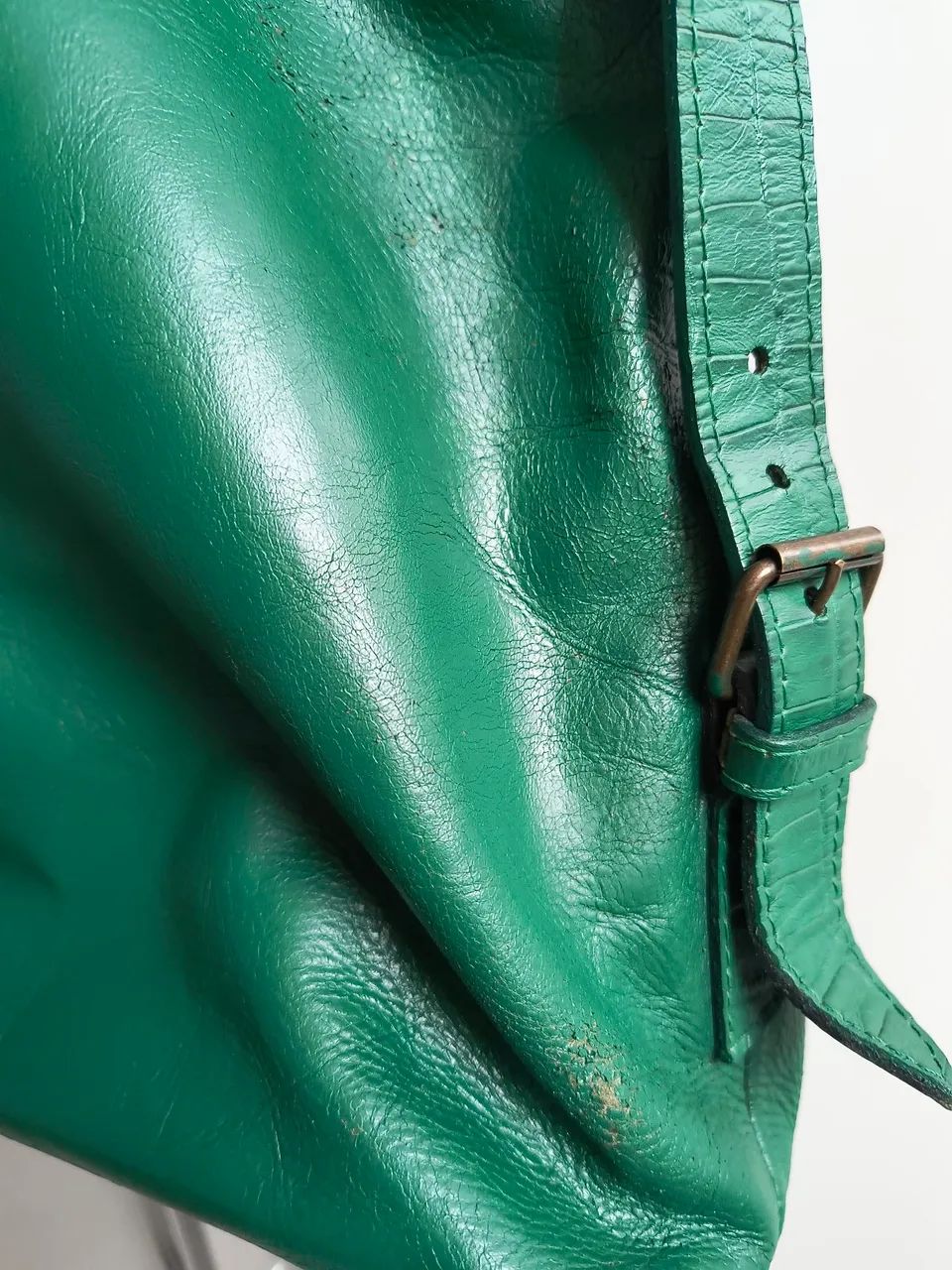 Bolsa Couro Legitimo verde Usada - Foto 4