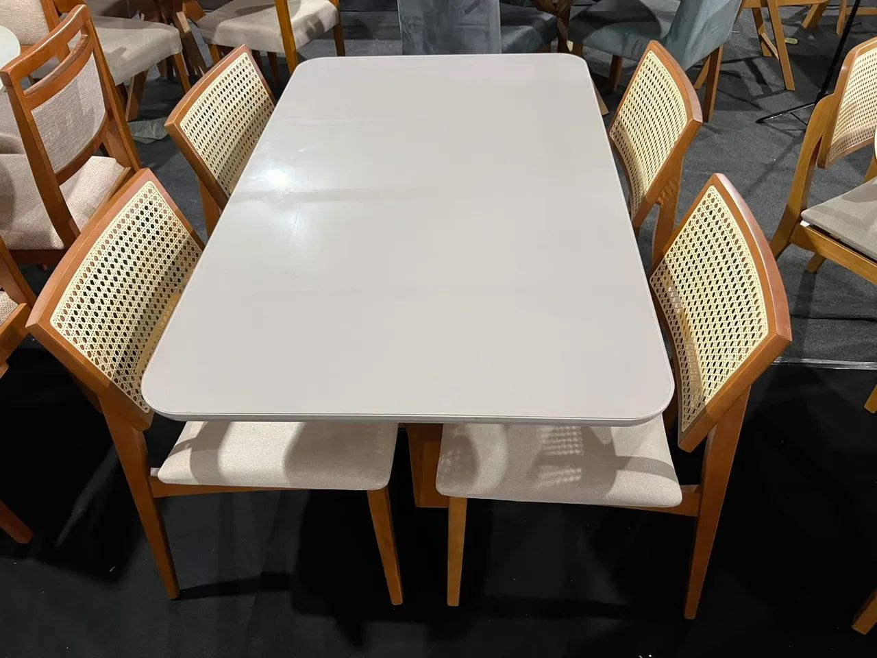 Mesa de jantar 4 lugares - Foto 2