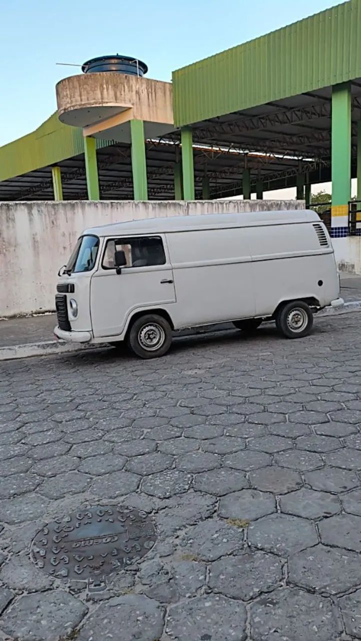 Volkswagen Kombi FURGÃO 2011
