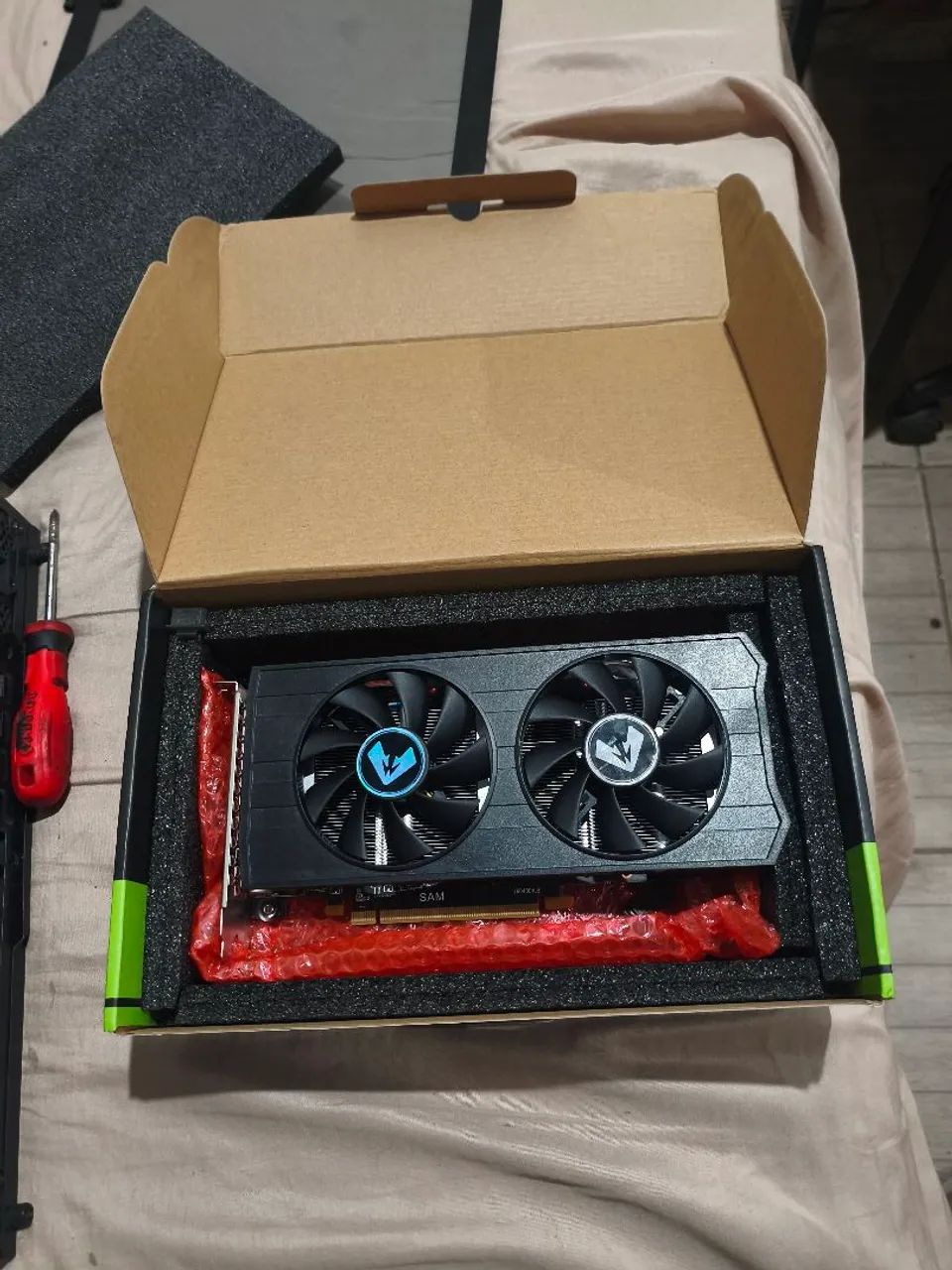 Placa de vídeo RX 580 8gb (Com defeito / Para concerto ou peças ) - Foto 4