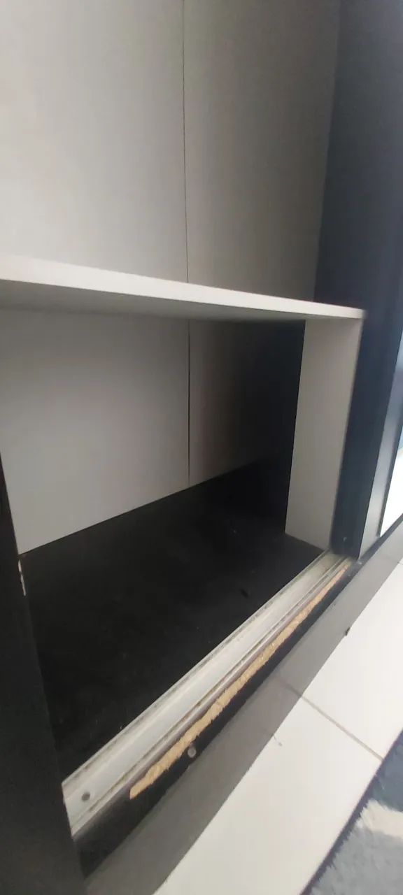 Guarda Roupa, 2 portas de correr com espelho.  - Foto 2