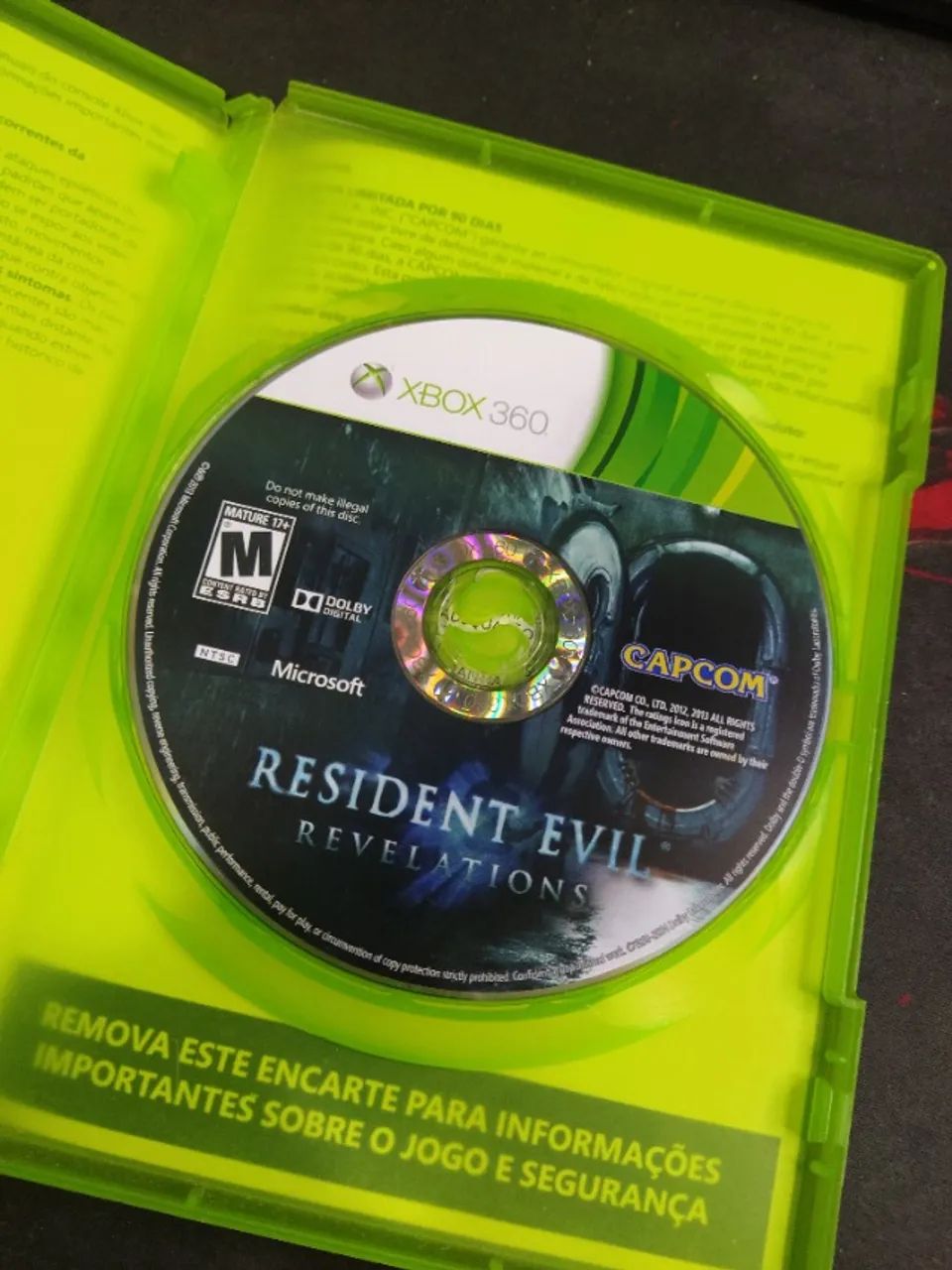 Resident Evil: Revelations (Xbox 360) - Foto 2