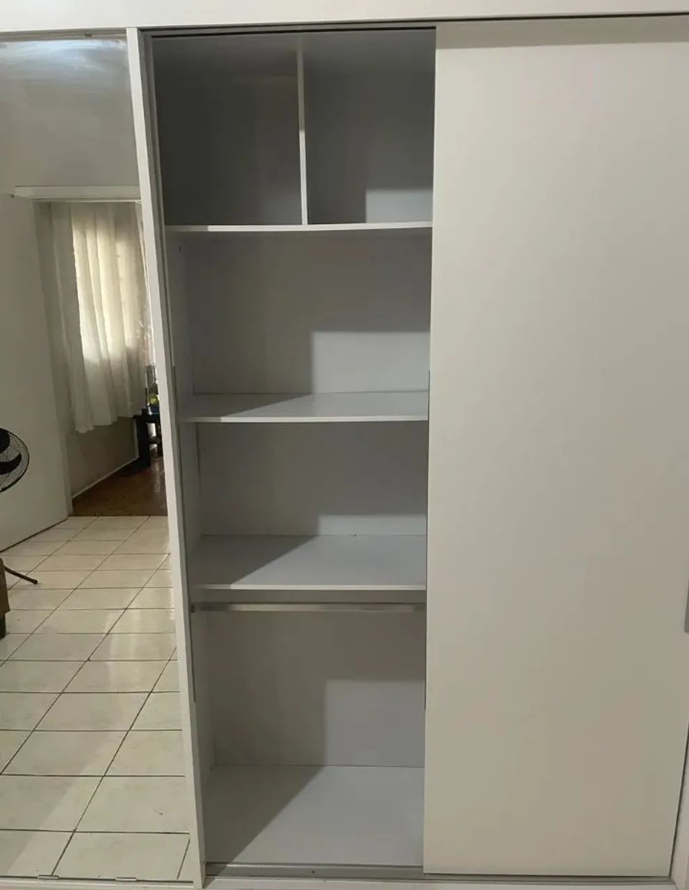 Guarda roupa com espelho  - Foto 4