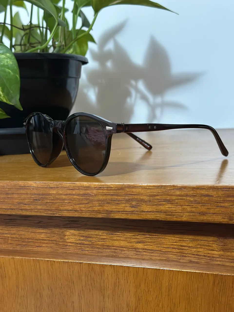 Óculos de sol - Disponível na cor preta e marrom - Foto 3