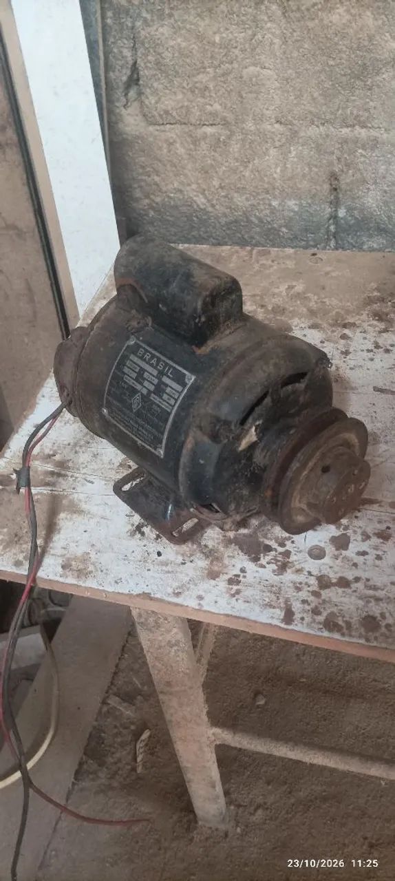 Motor elétrico 