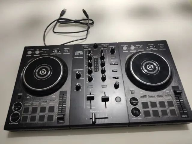 DDJ400 Pioner Excelente estado na Caixa - Pouco uso - Instrumentos