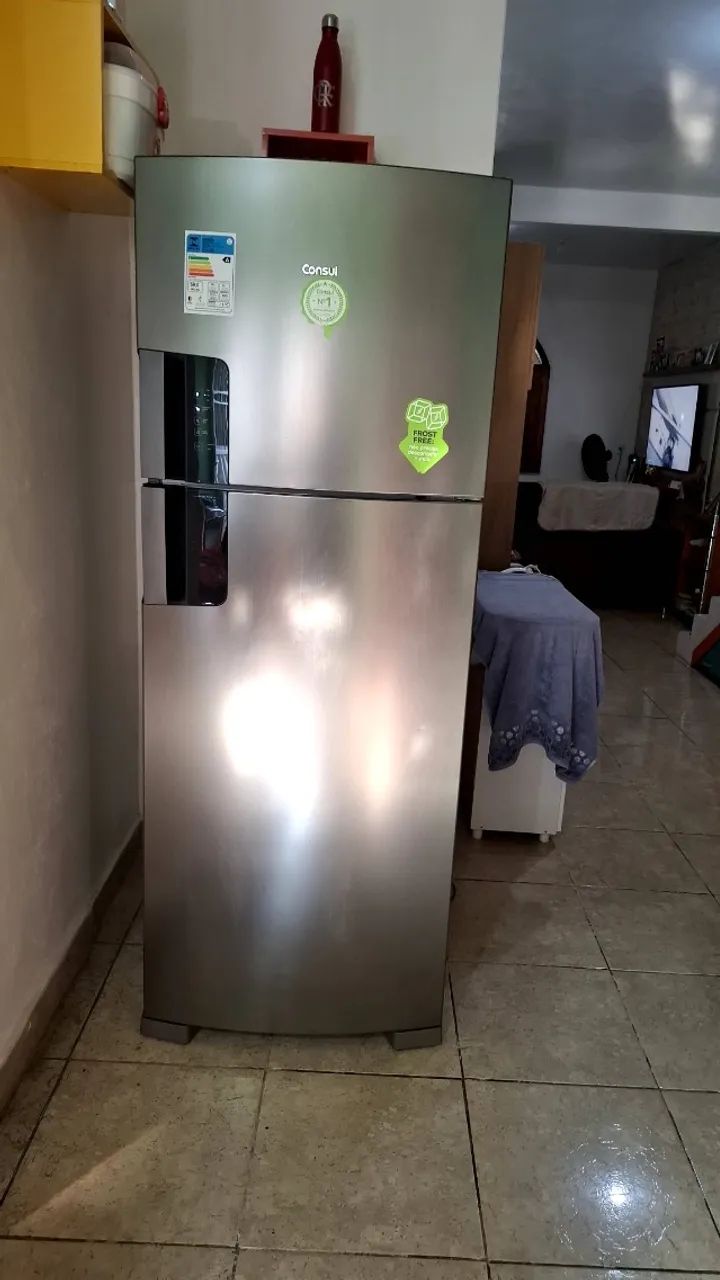 Vendo uma geladeira 