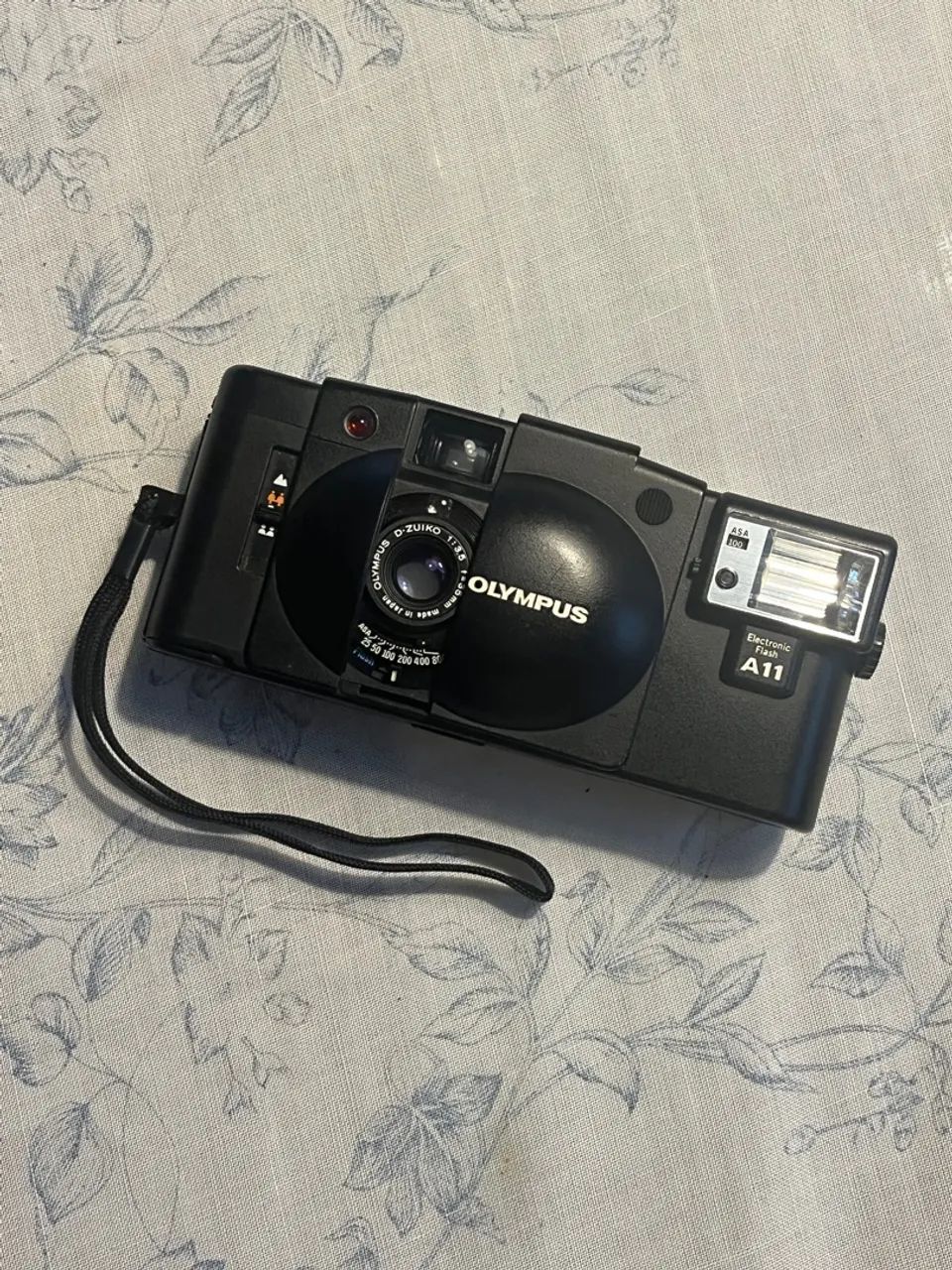 Câmera Olympus XA2 Flash A11 
