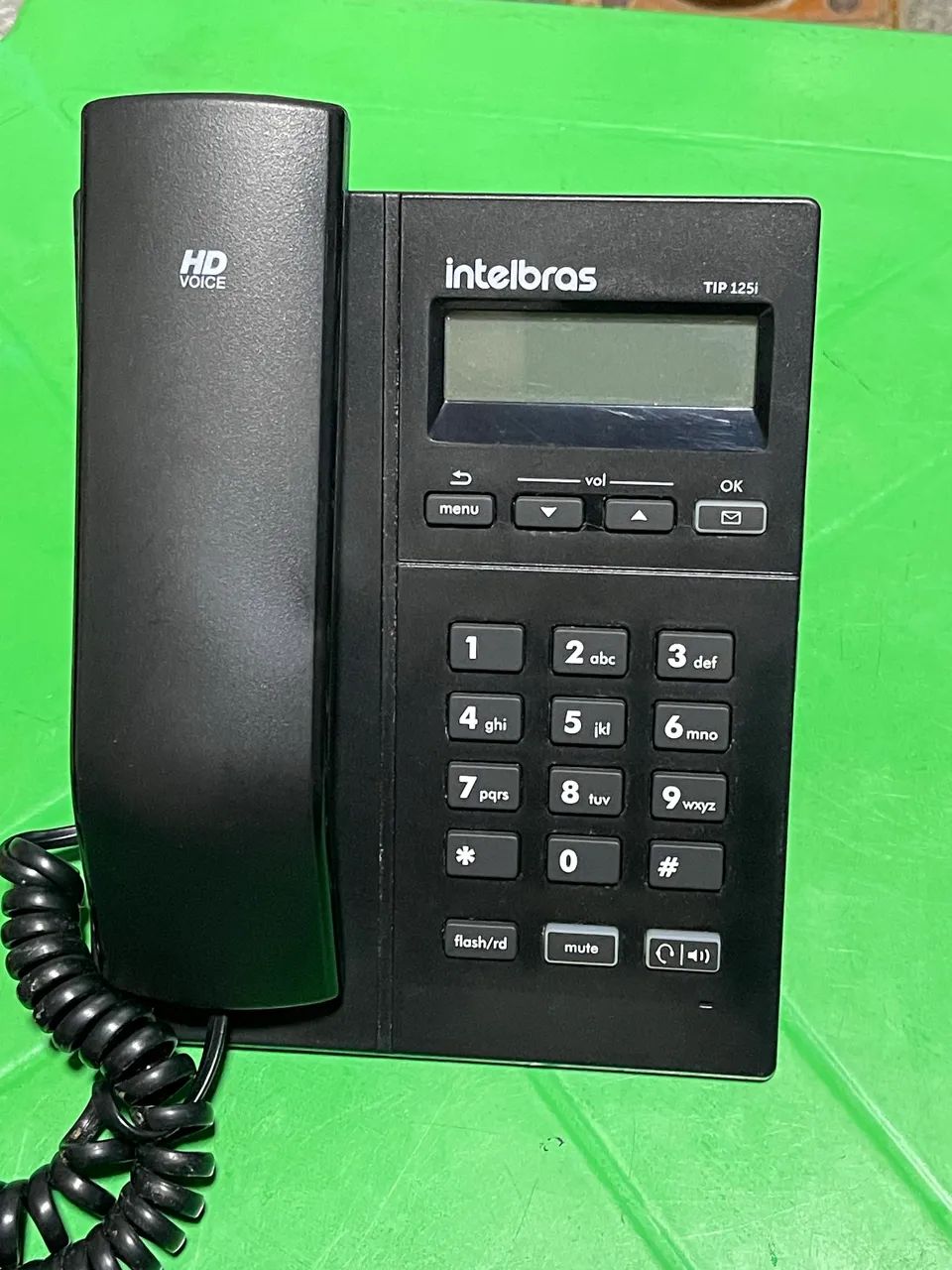 Telefone IP Intelbras TIP 125i Com Display E Áudio HD VoIP - Foto 2