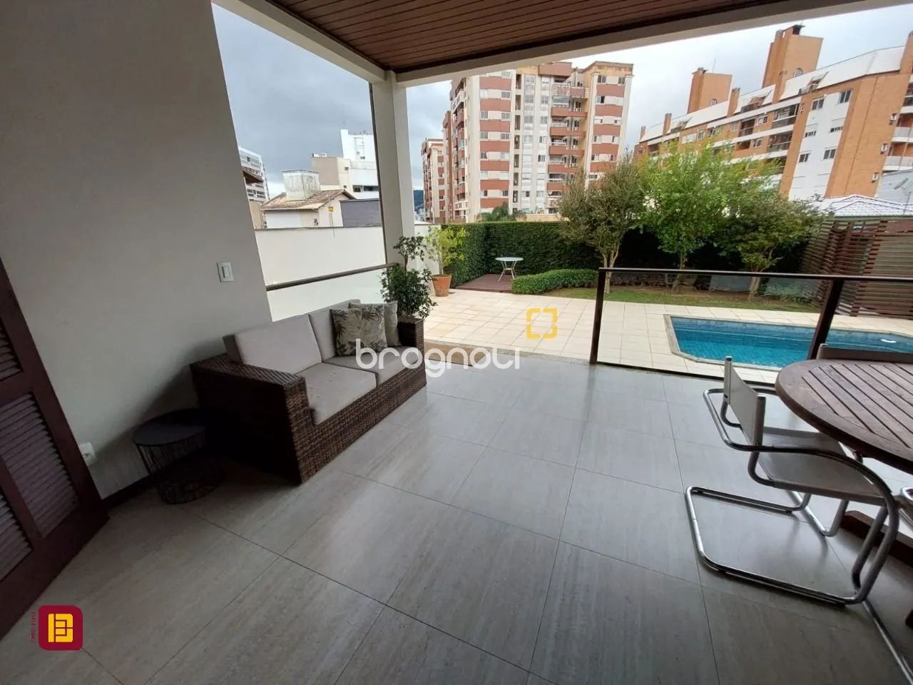 Casa Córrego Grande 4 quartos 220mts piscina - Foto 5