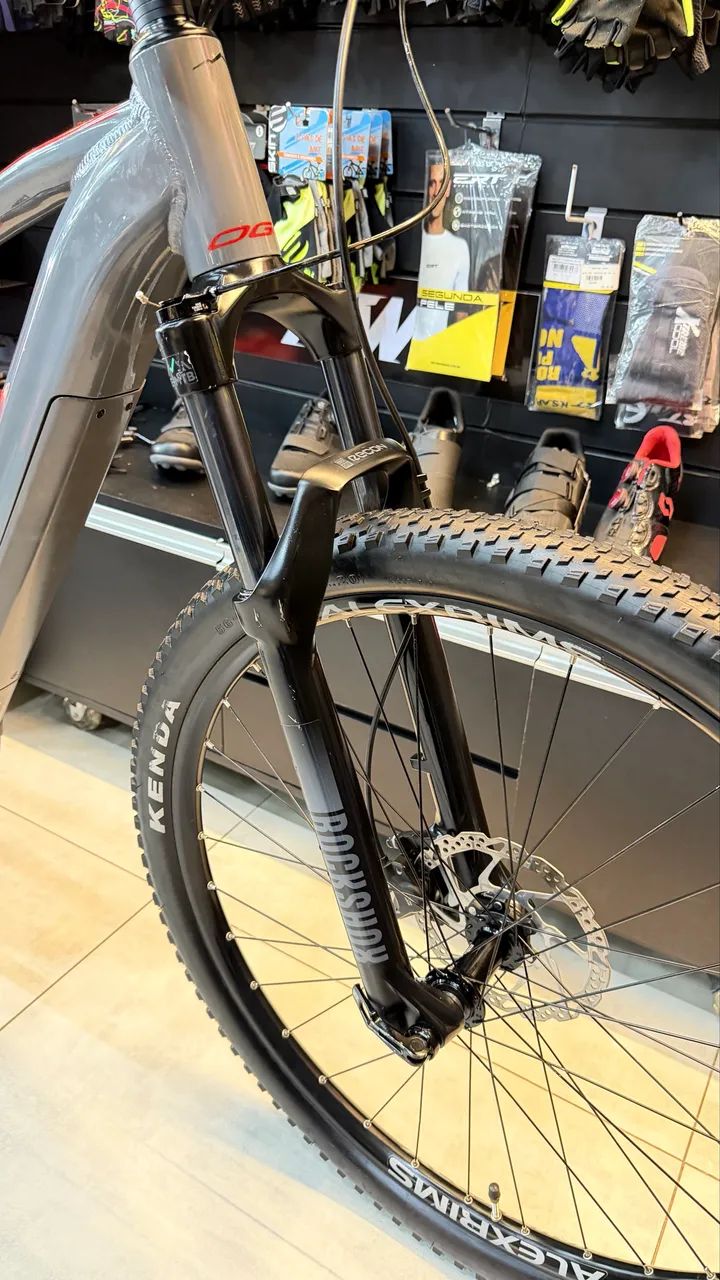 Bicicleta Oggi 8.3 semi nova  - Foto 3