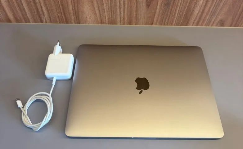 MacBook PRO M1 (256GB SSD, 8GB Ram) - Foto 2