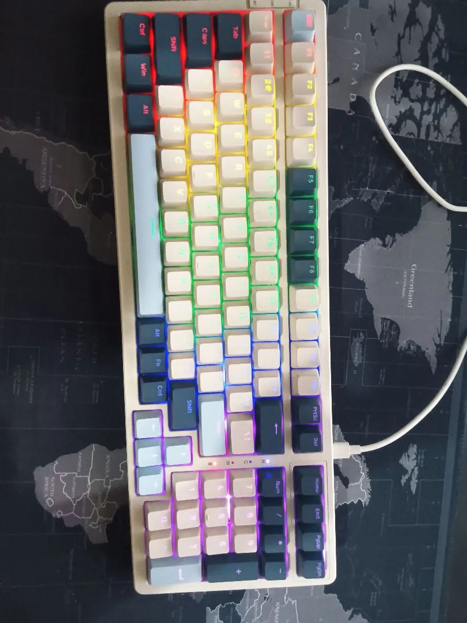 Teclado Mecânico - Freewolf K8 - Switch Blue Azul