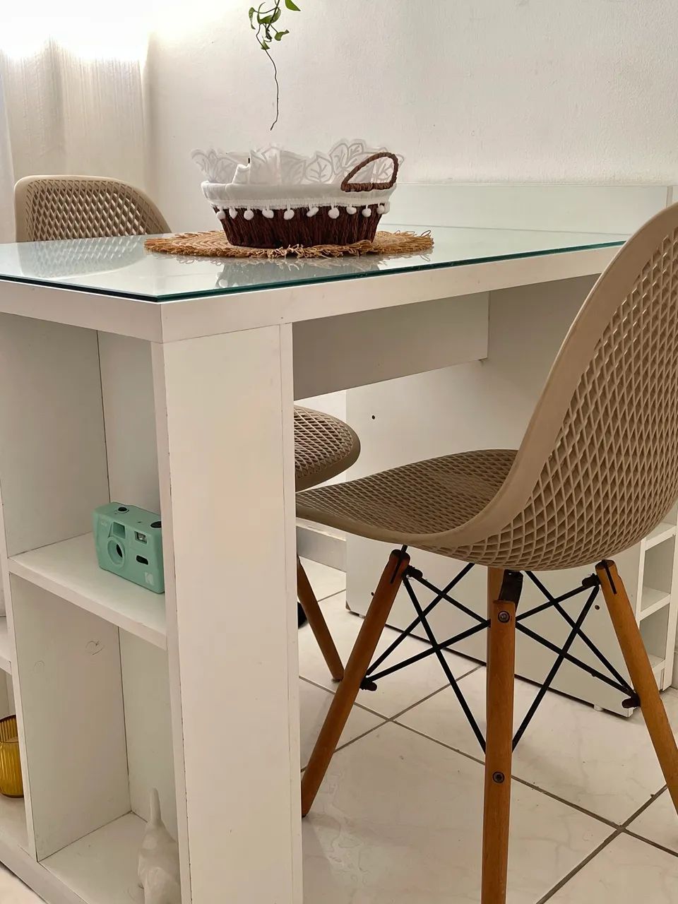 VENDO MESA E CADEIRAS 2 LUGARES  - Foto 3