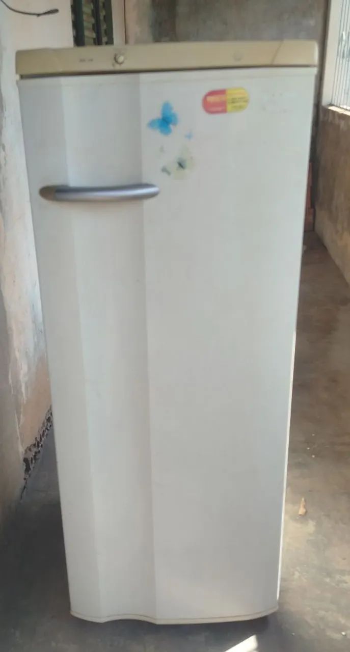 Geladeira Eletrolux  - Foto 2