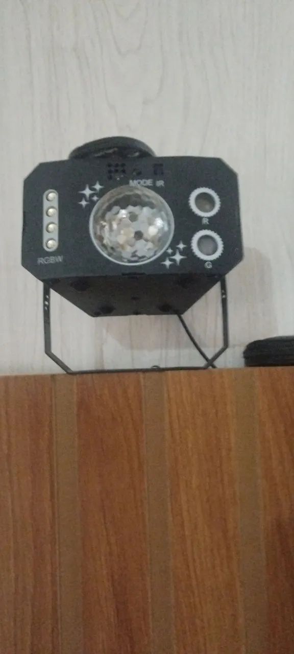 Luz 4x1 para festas 