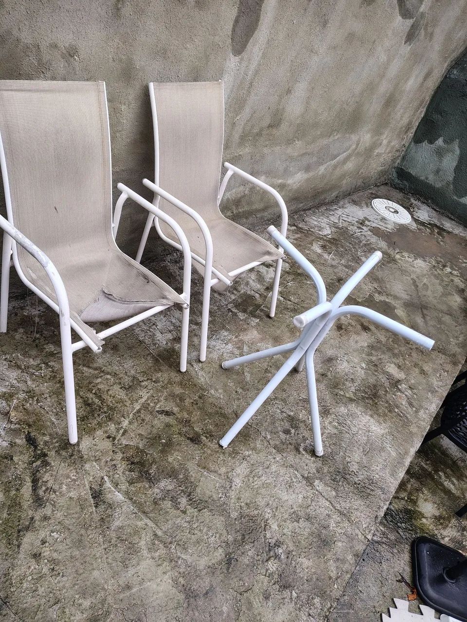 Conjunto cadeira e mesa área externa - Foto 3