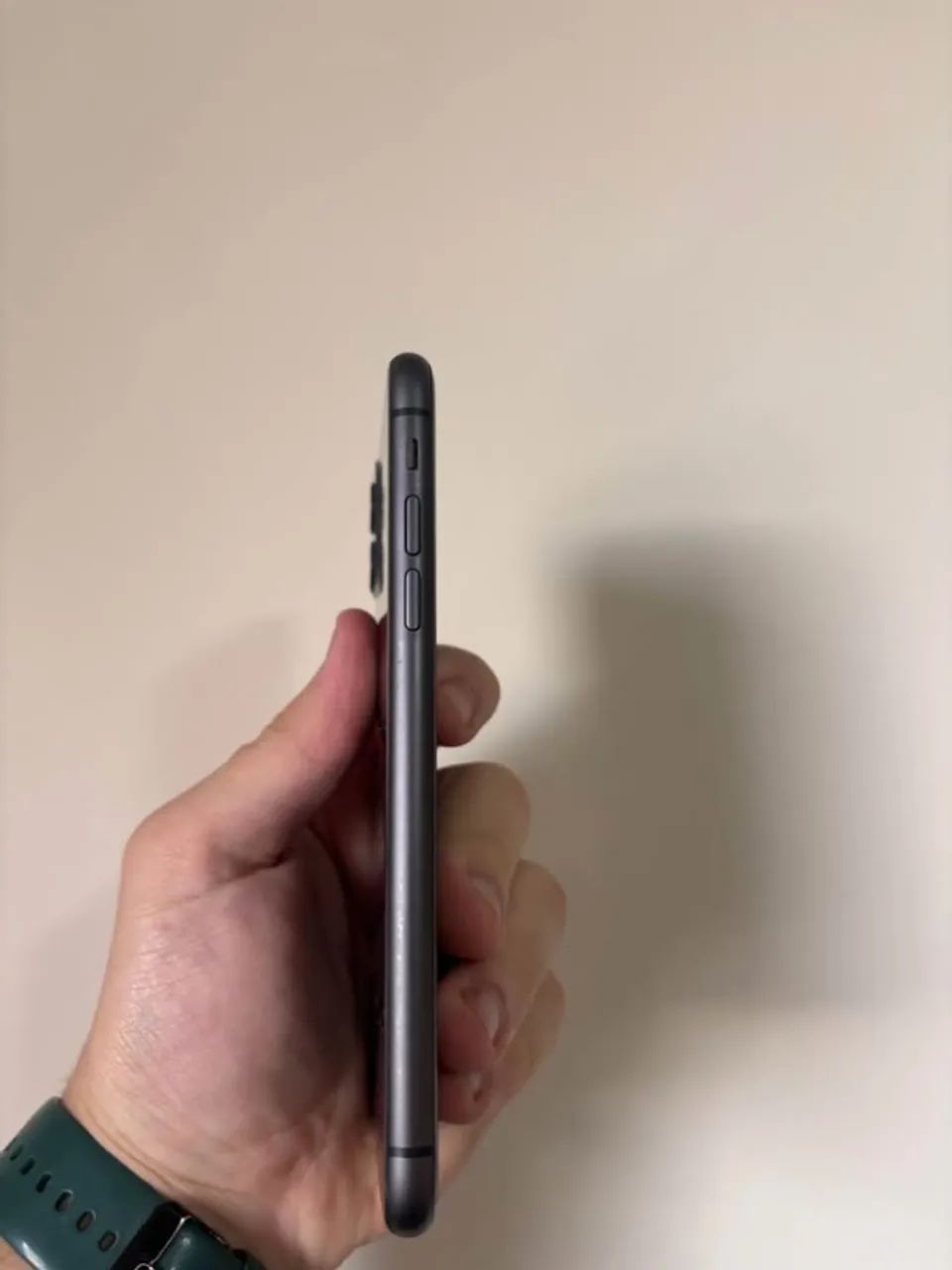 iPhone 11 128GB Todo original - Funcionando tudo em ótimo estado - Foto 3