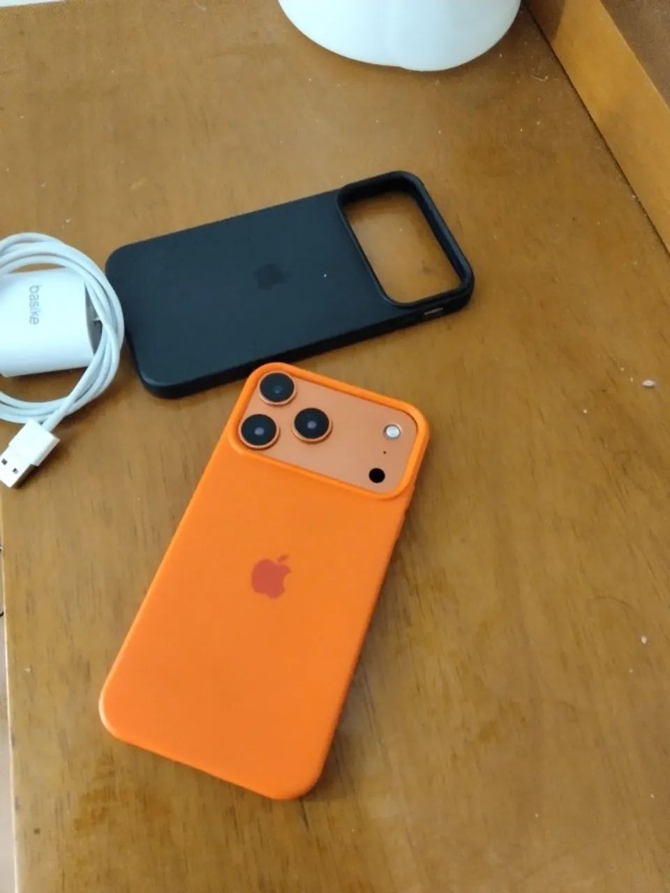 iPhone 11 com carcaça de 17 pro lindo sem uso - Foto 5
