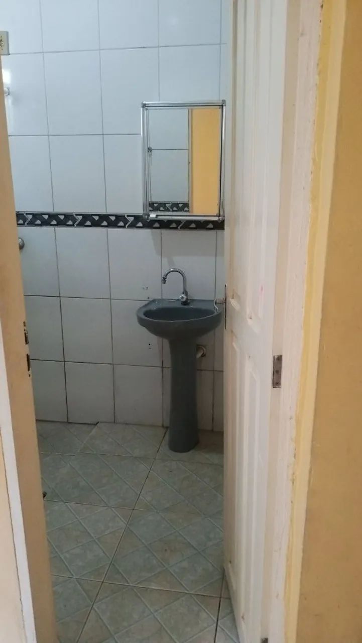 Alugo casa bem.licalizada - Foto 4