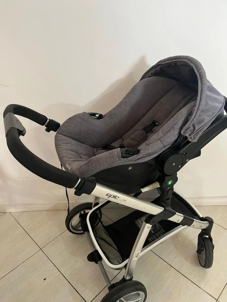 Carrinho de Bebê Infanti Epic Lite 3 em 1 - Moisés + Bebê Conforto - Foto 3