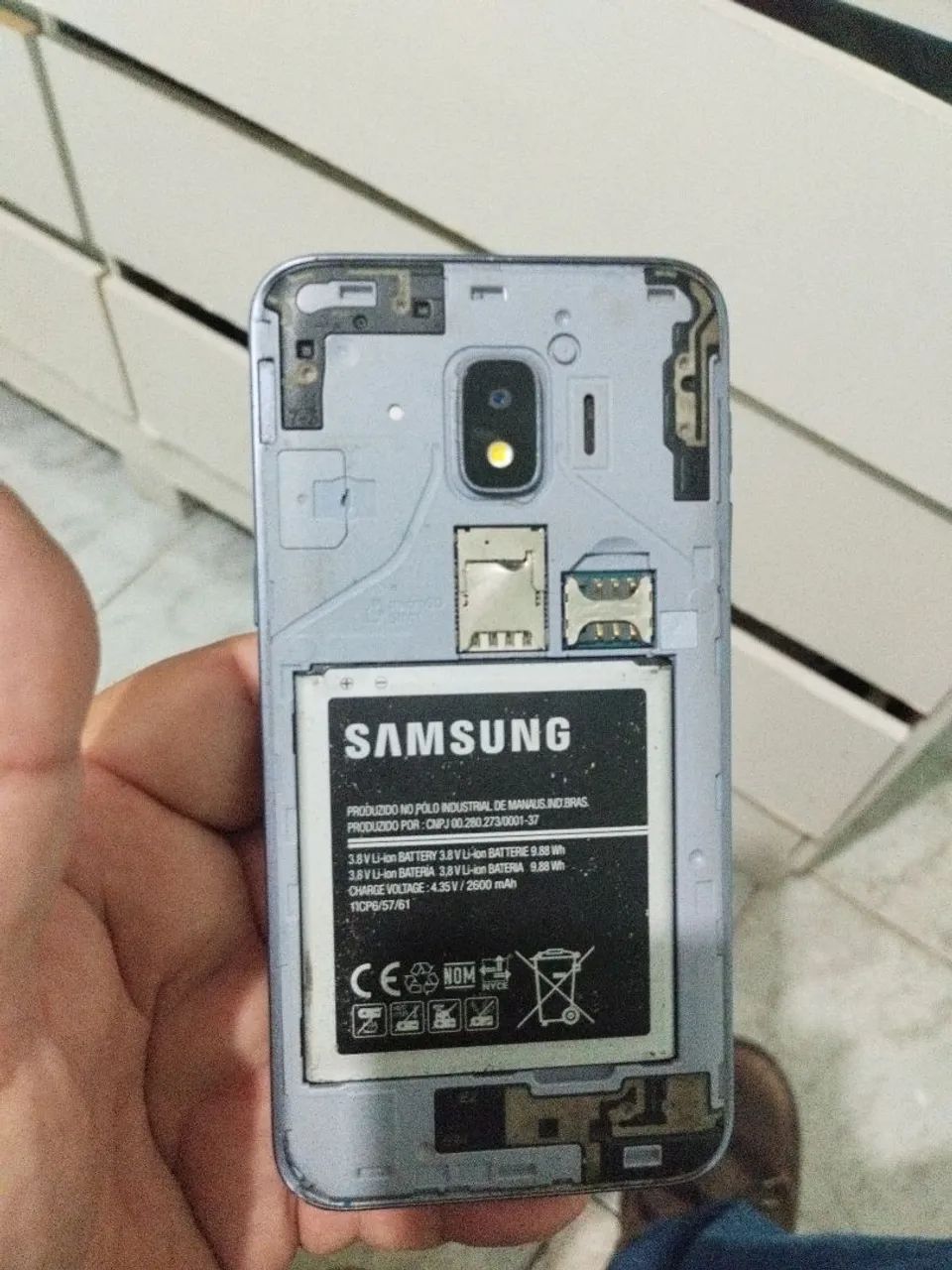 J2core preto  - Foto 3