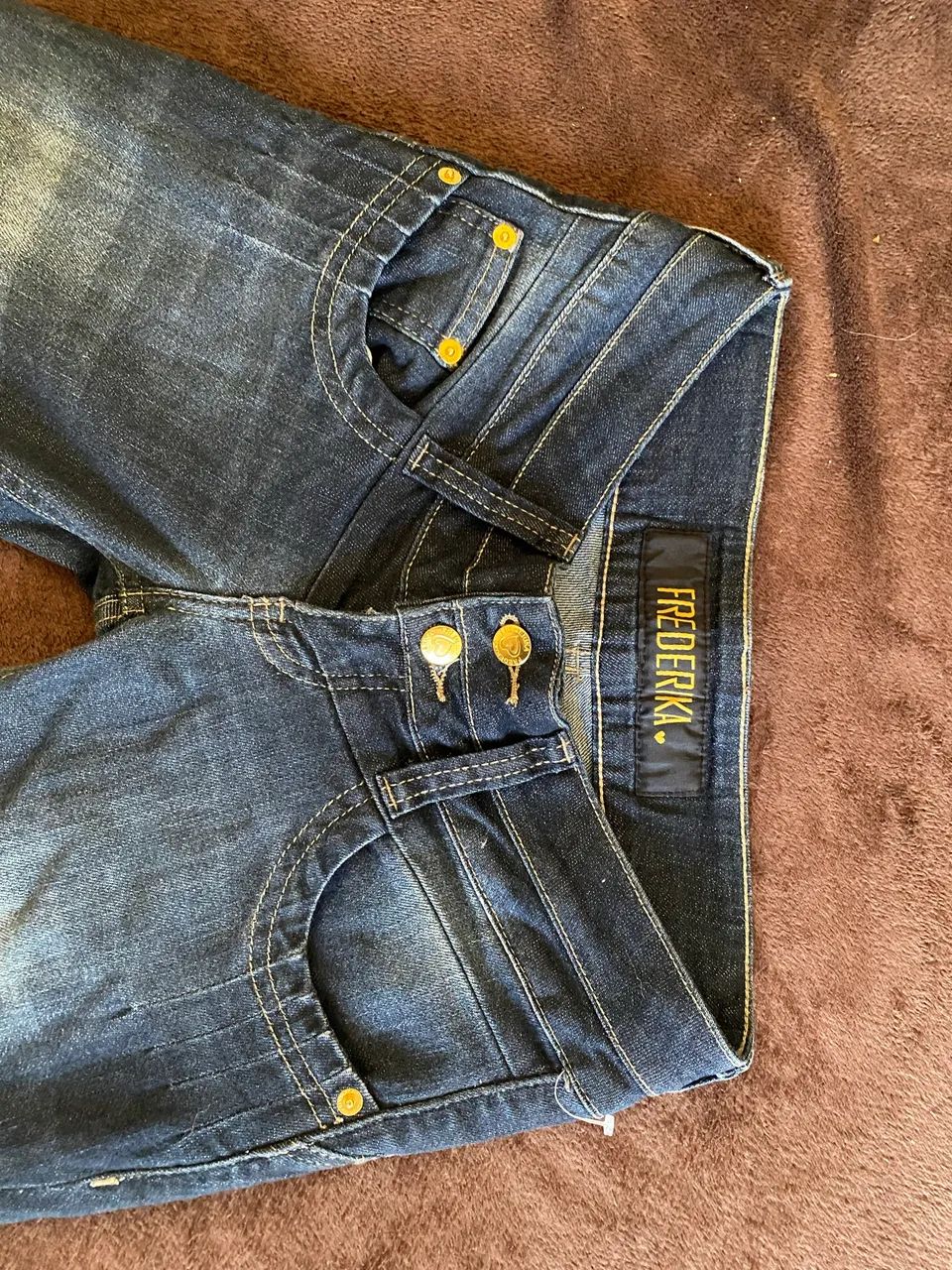 Calça jeans skinny, cintura baixa. - Foto 2