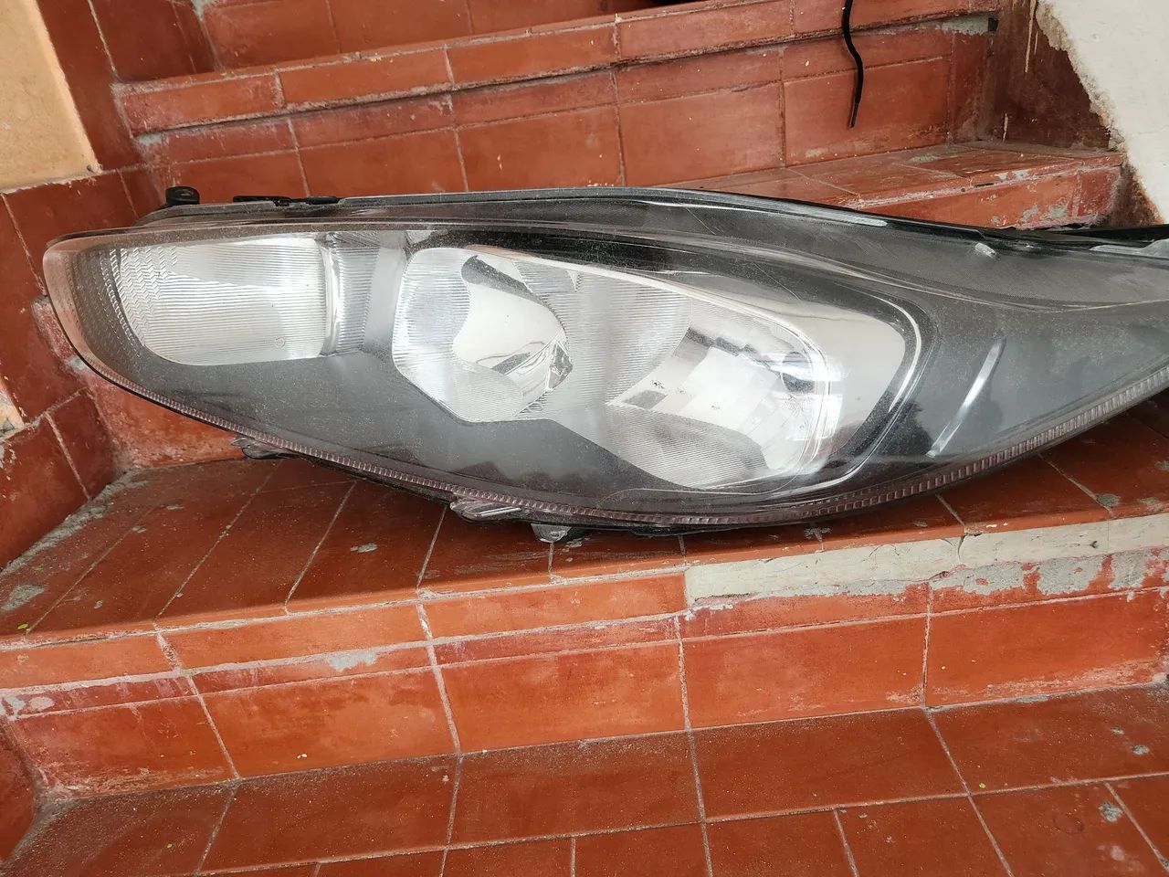 Farol New fiesta