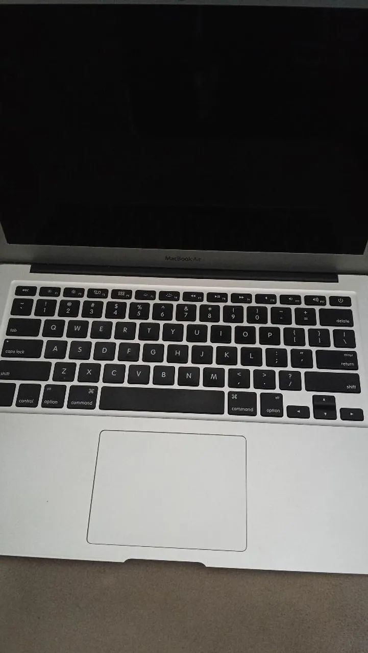 MacBook Air conservado - Foto 3