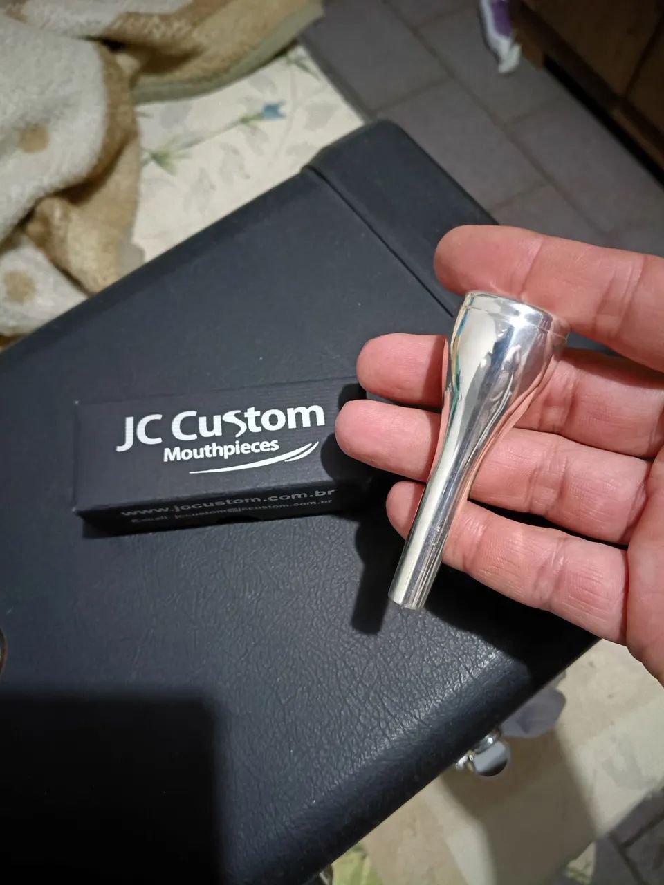 Bocal de trompete JC custom B6 - Foto 3