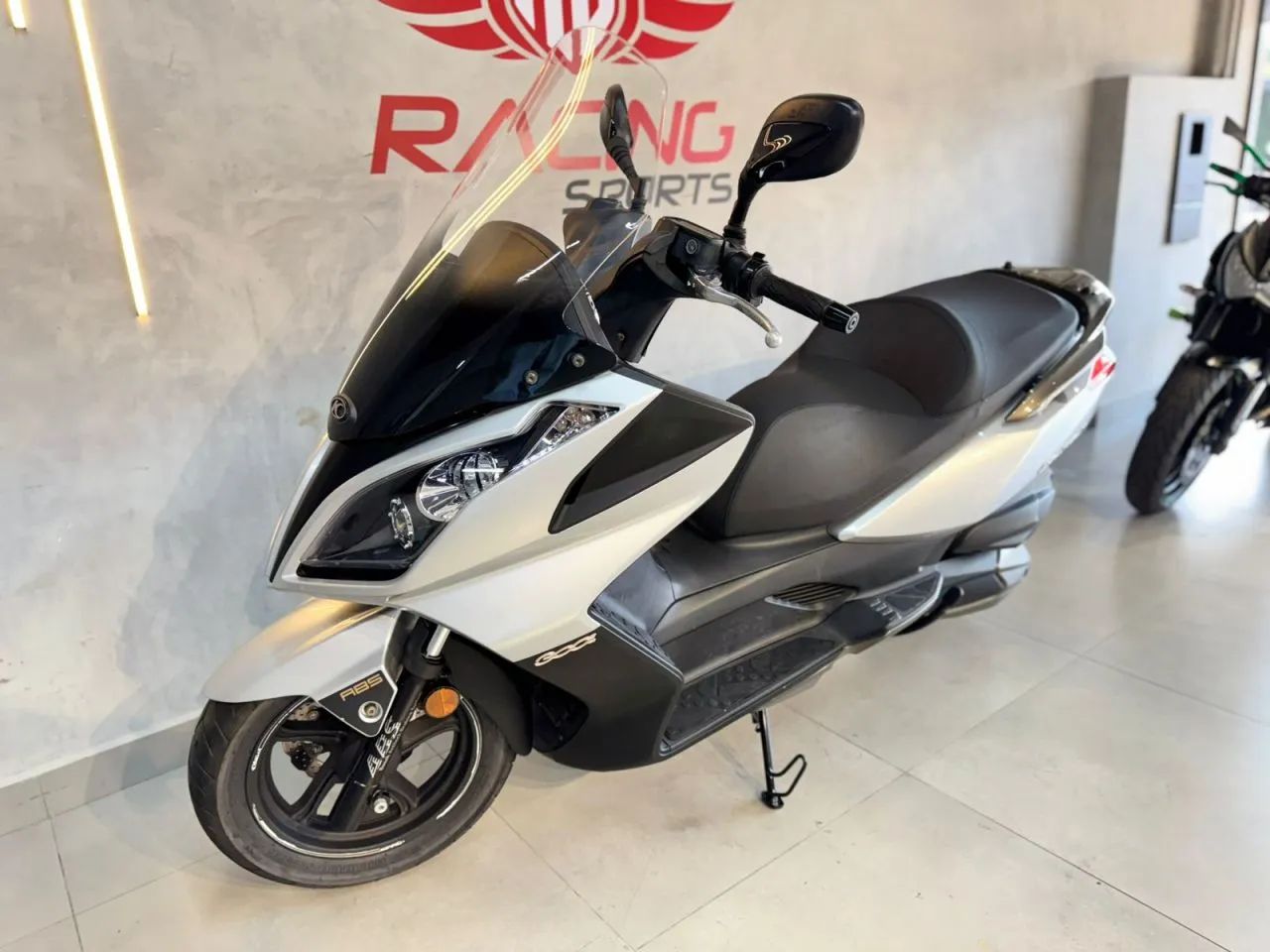 KYMCO Downtown 300i ABS - 2022 - Foto 2