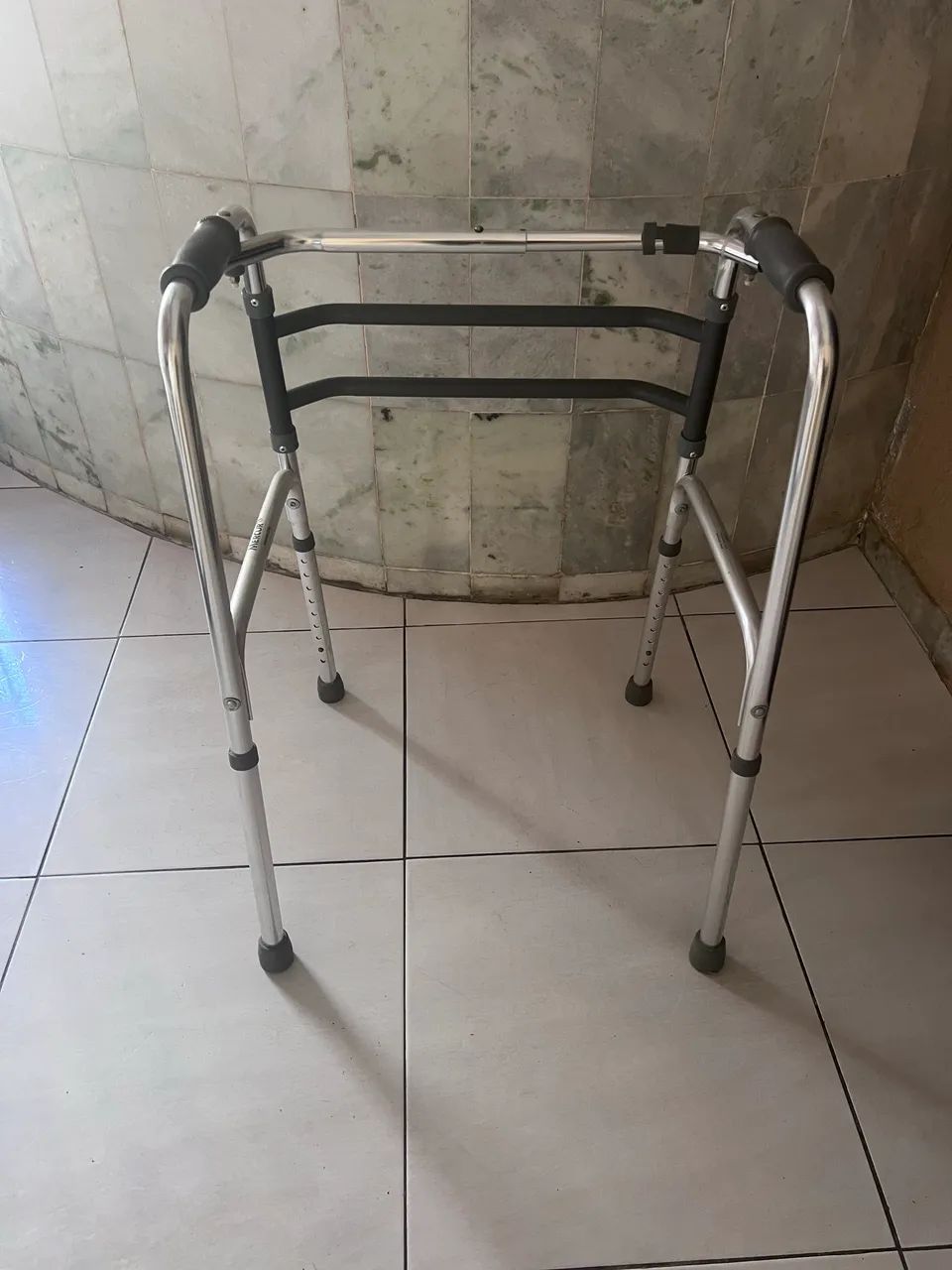 ANDADOR MERCUR ARTICULADO ALUMÍNIO FIXO  - Foto 5