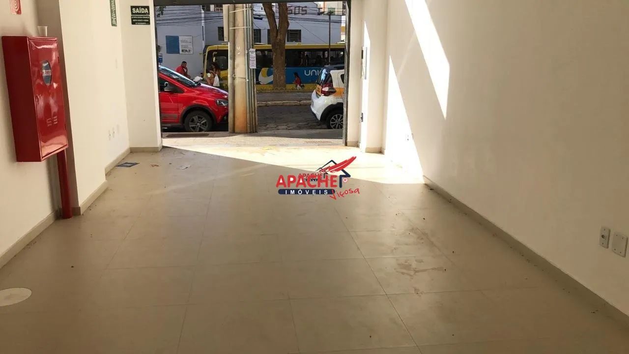 Loja com 103 m² para venda, no Centro em Viçosa-MG. - Foto 2