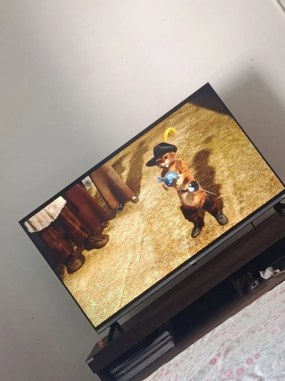 Smartv 43 polegadas marca Philco nova pouco dias usada, somente no Pix 