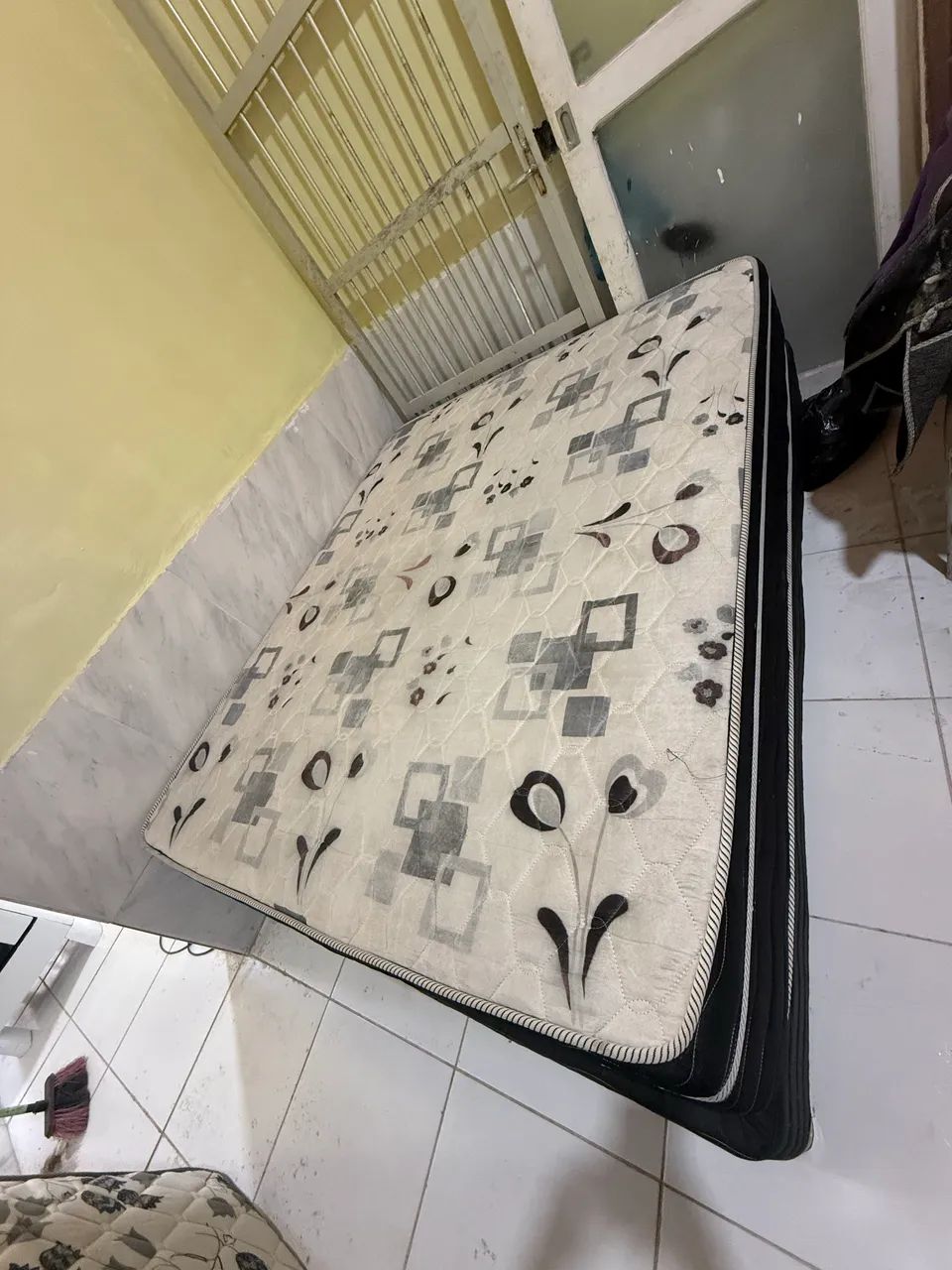 Cama queen usada !! Ler anúncio!! - Foto 4