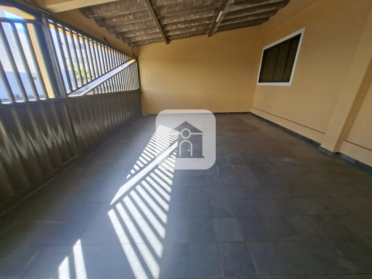 Casa para locação bairro Roosevelt