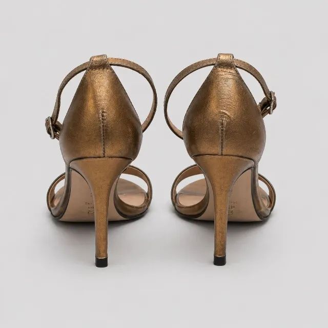Sandália Shoestock bronze dourado metalizado - Foto 4