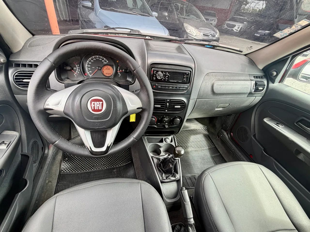 Fiat Strada Working Hard 1.4 Fire Flex 8V CS 2017 - Foto 3
