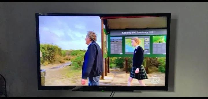 Vendo tv 32 polegadas