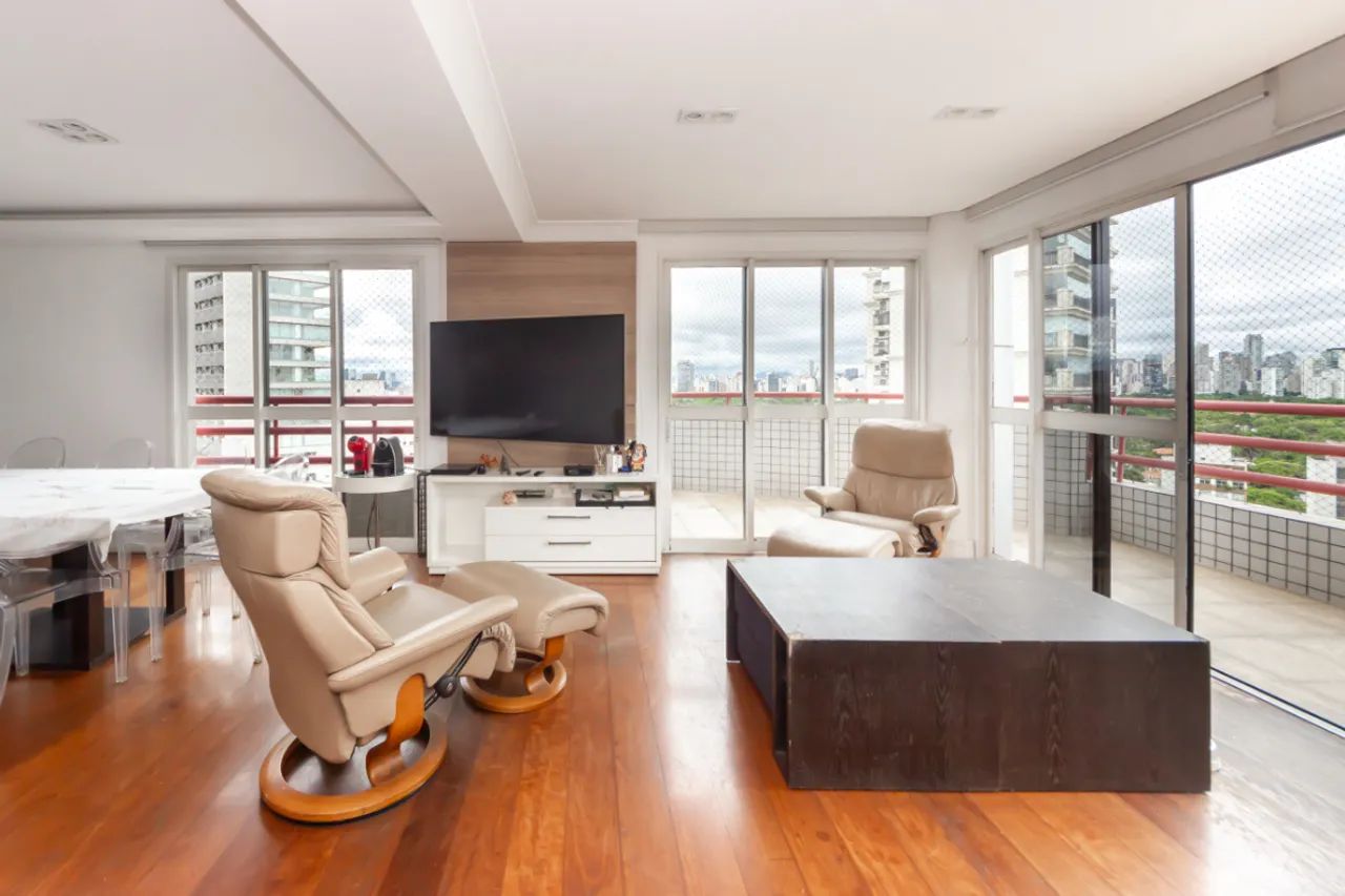 Duplex para venda em Itaim Bibi com 4 quartos, sendo 4 suítes, 190m² - Foto 4