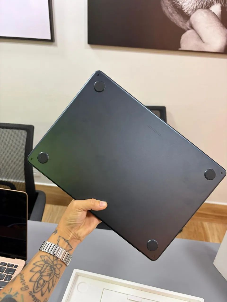 MACBOOK AIR M4 16GB RAM - Foto 4
