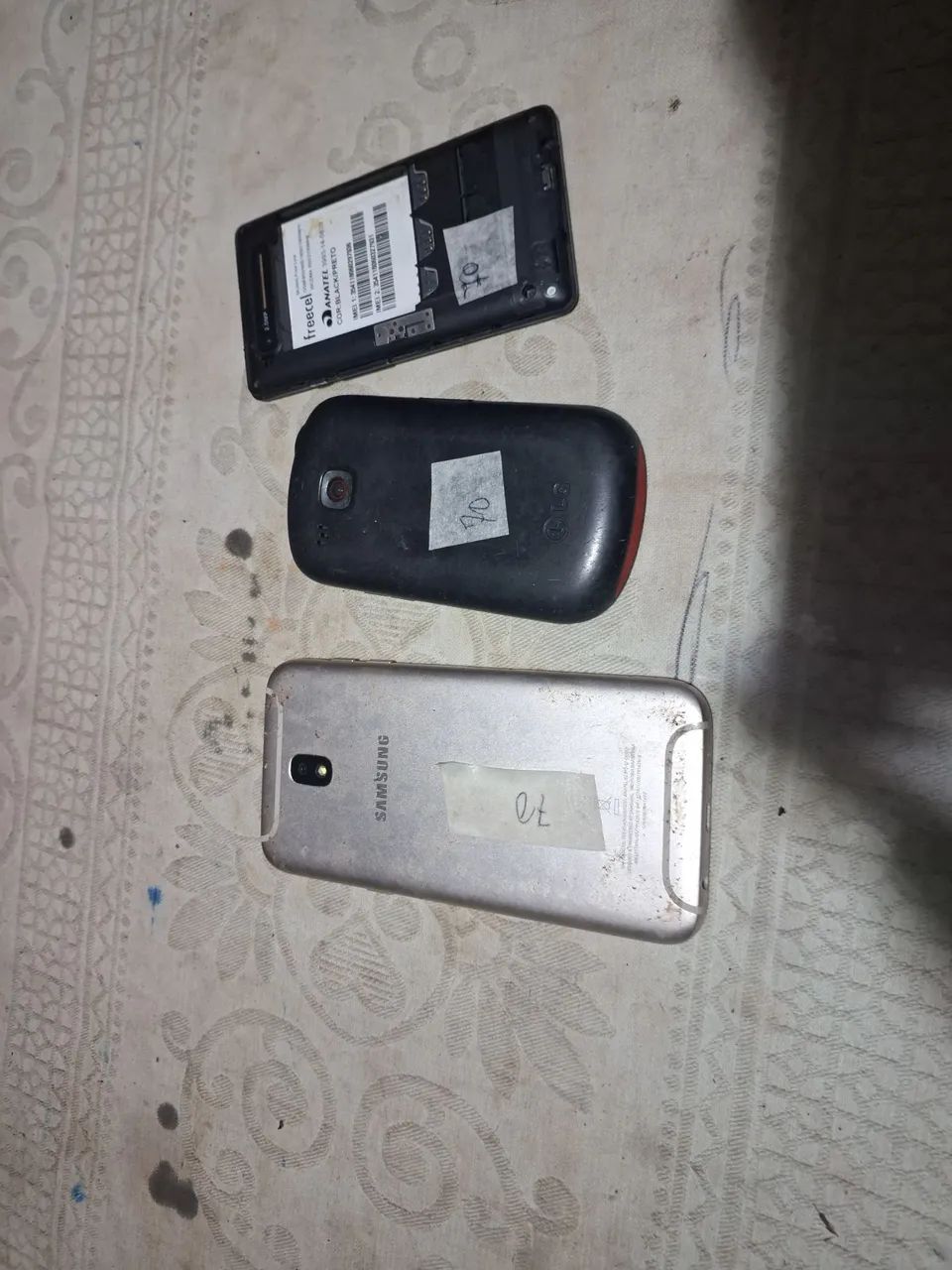Lote com 3 celulares  para retirada de peças  - Foto 3