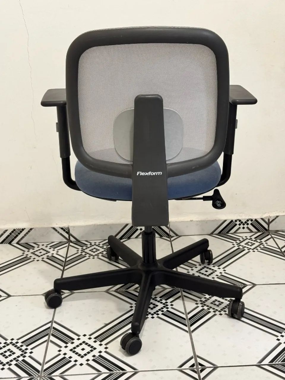 Cadeira Flexform Dot tela e apoio lombar - Foto 3