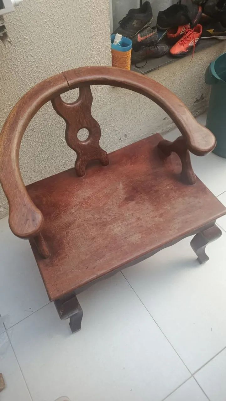 Cadeira Rústica de madeira Maciça 