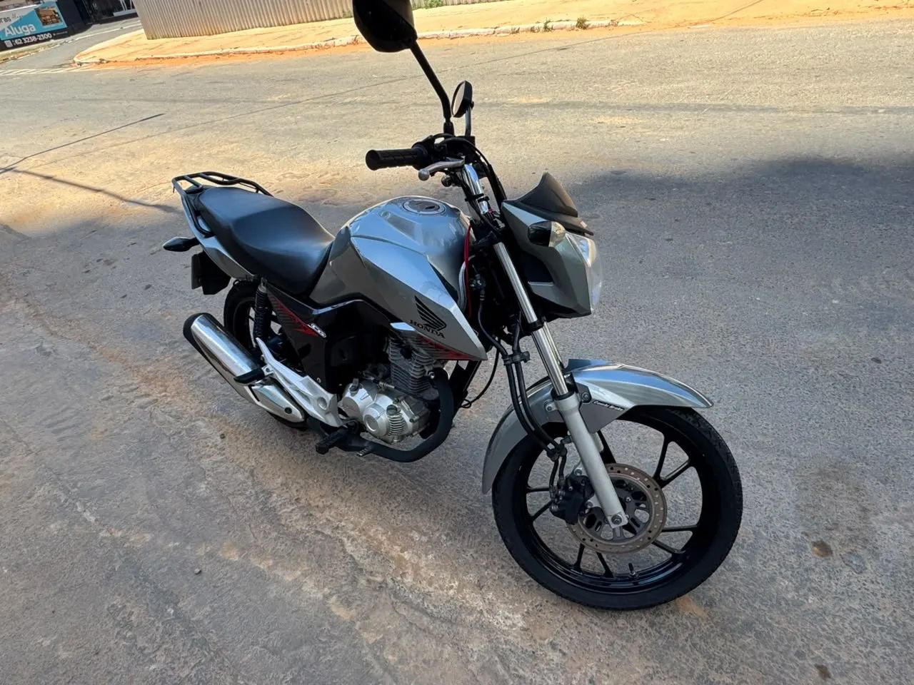 Fan 160 muito nova