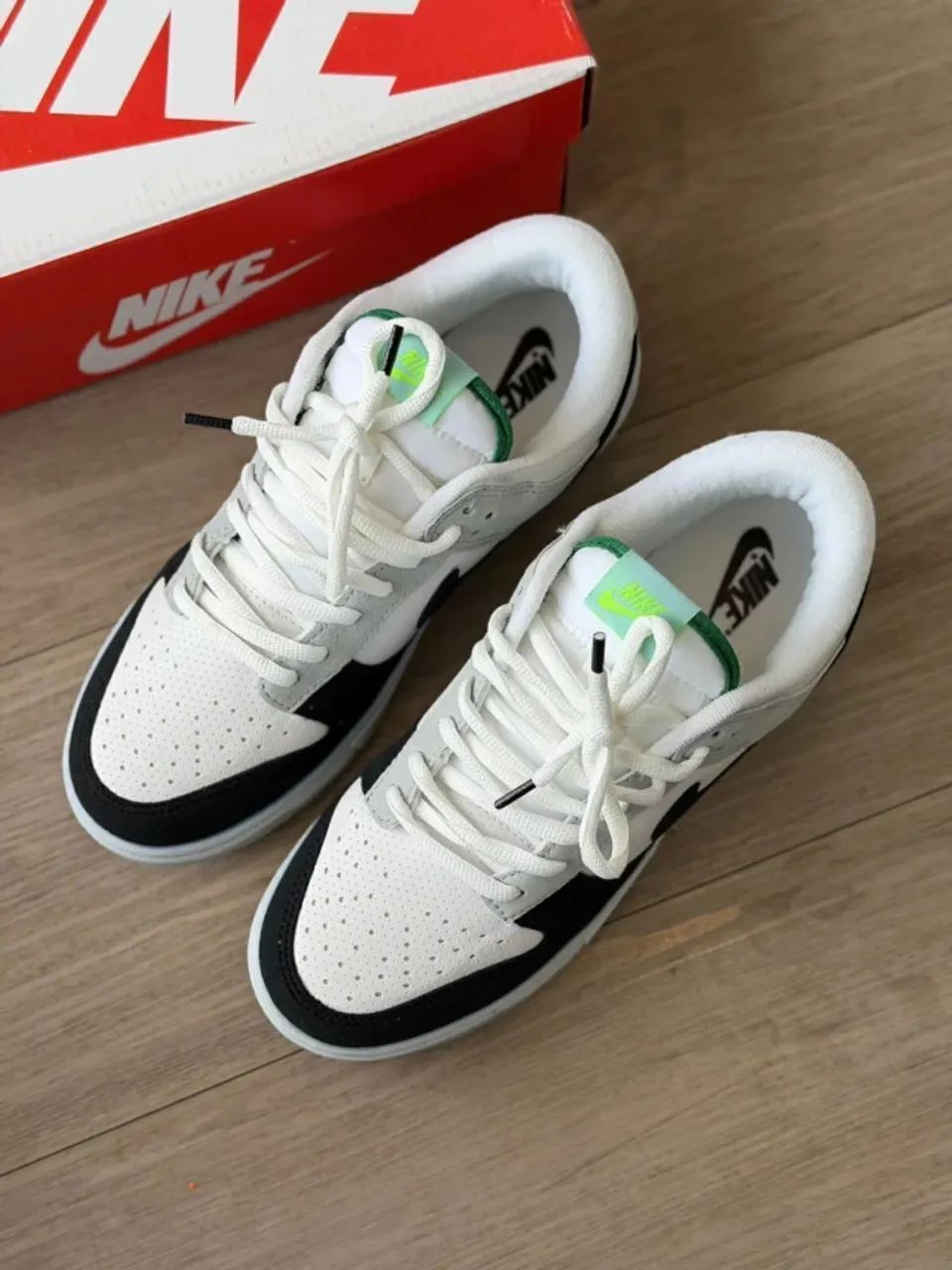 TÊNIS DUNK LOW SB CINZA/ BCO/ PTO UNISSEX PREMIUM - Foto 5