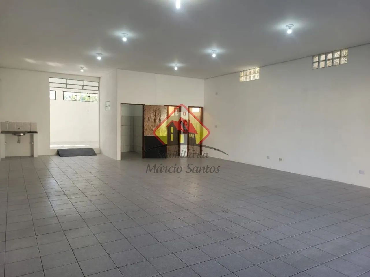 Locação de Comercial / Ponto Comercial na cidade de Taubaté - Foto 5