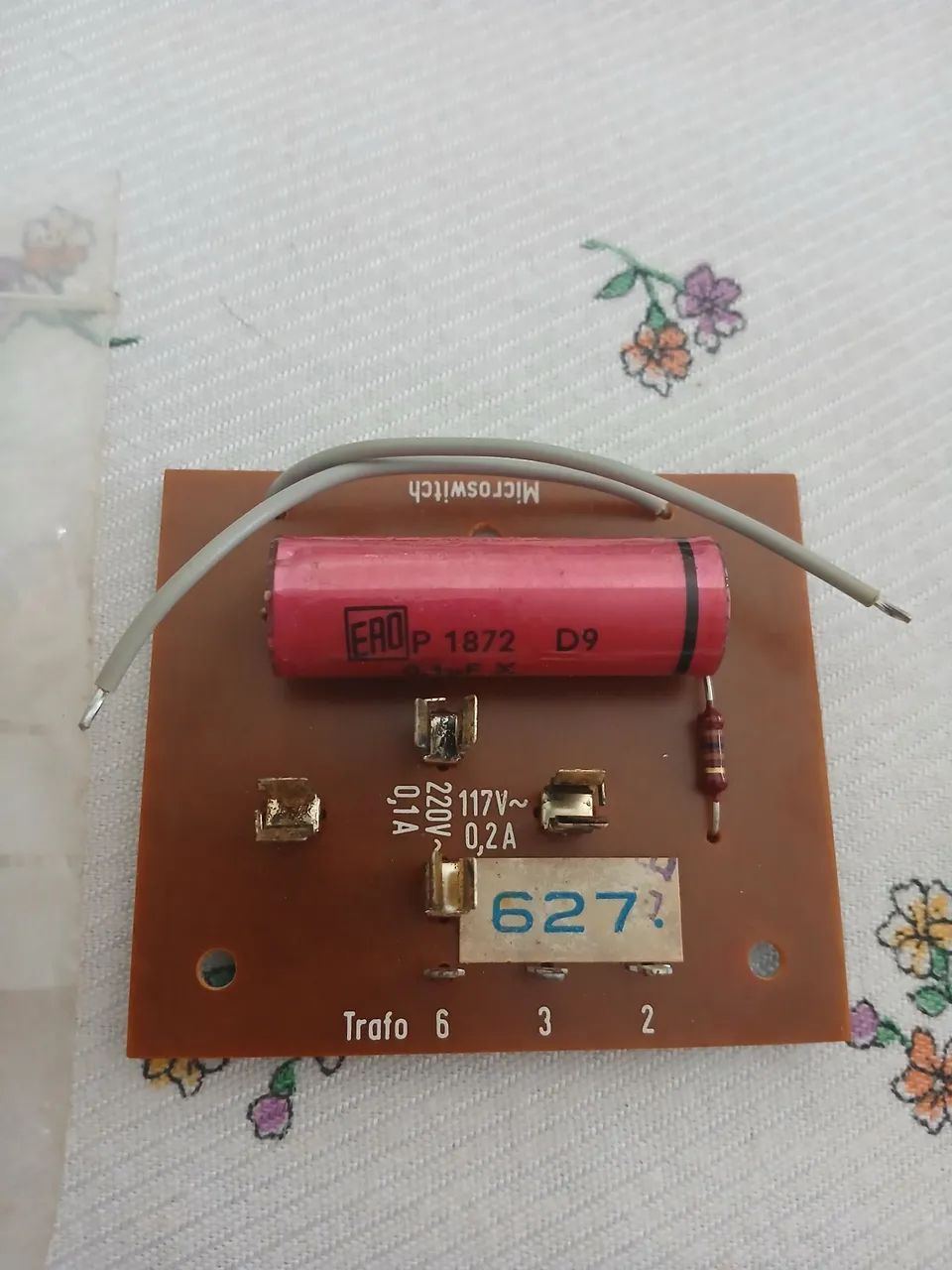 Toca Discos Thorens Placa seletor de voltagem  - Foto 2